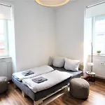 ➤private - Heart Of Downtown With Terrace * 维尔茨堡